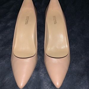 Michael Kors Shoes - Nude Classy Michael Kors heels . Michael Kors Shoes - Nude Classy Michael Kors heels .